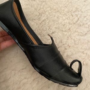 Black Avant Garde Camel Leather Genie Shoes